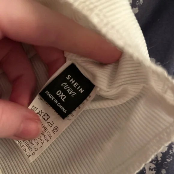 Tank Tops bundle - Picture 5 of 10